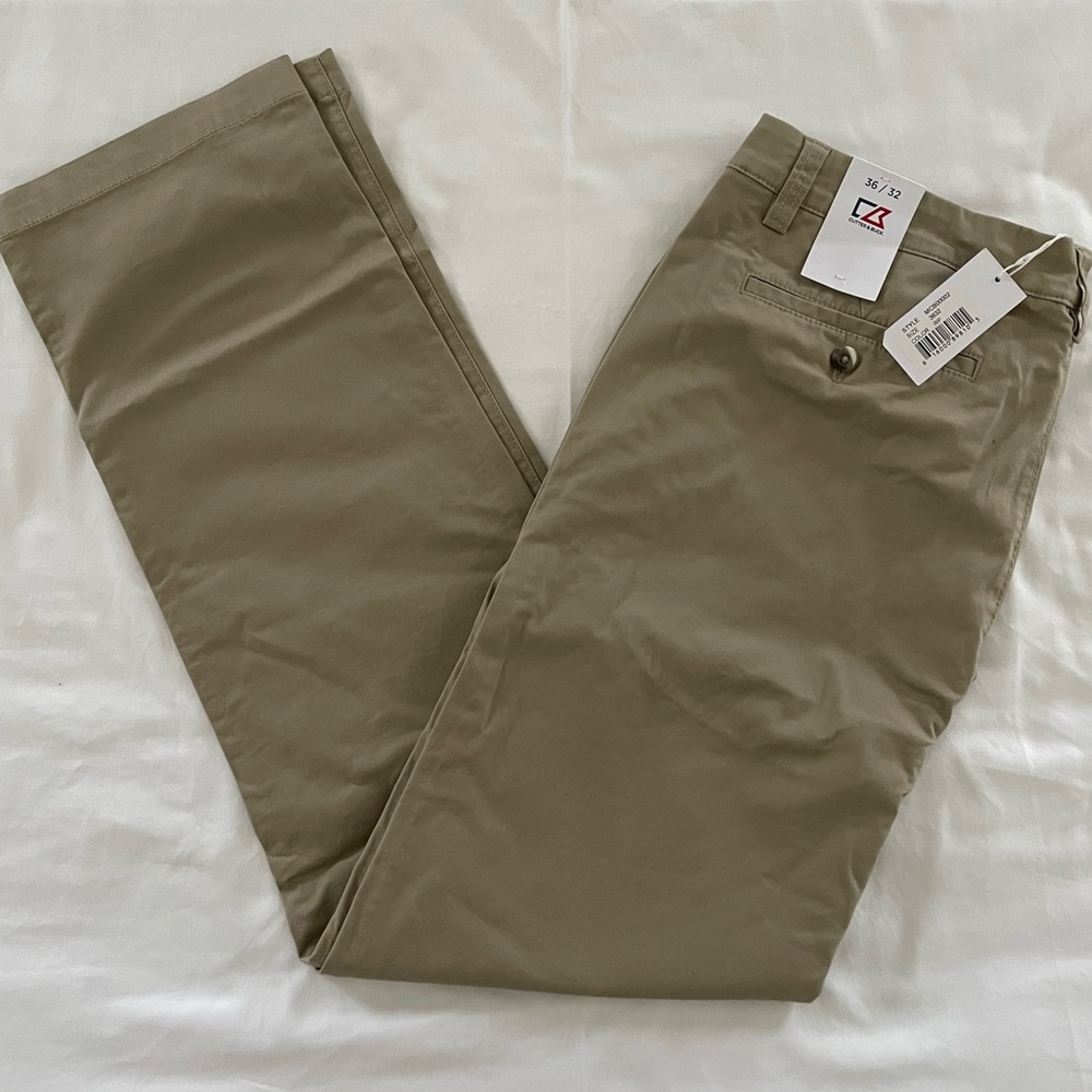 BNWT Cutter & Buck Voyager Chino